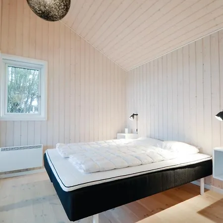 Дом отдыха Three-bedroom Holiday In